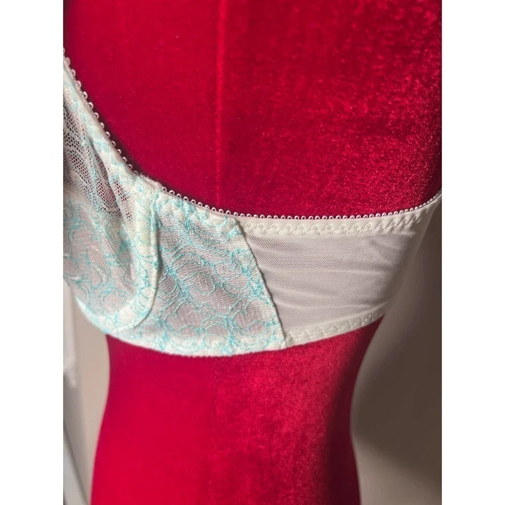 NWT Bali Lift‎ Full Support underwire bra 36C white blue